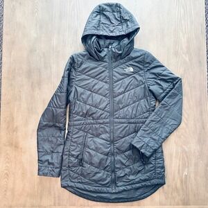 North Face Womens Black Hooded Puffer Jacket Chevron Quilted Parka Small